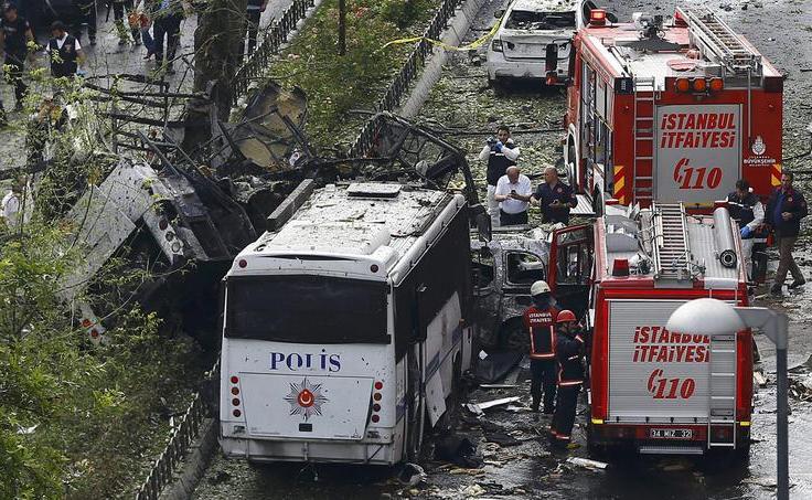 Le double attentat à Istanbul a fait 38 morts. D. R.